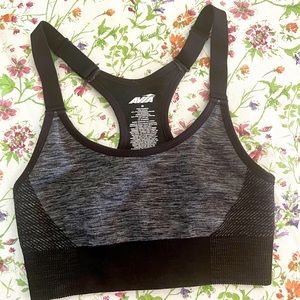 Women sports bra